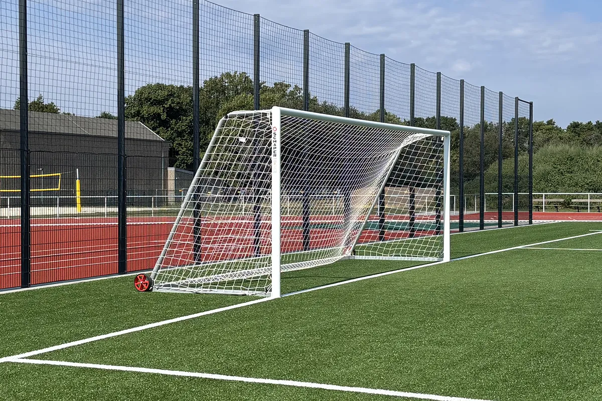 SCHÄPER Trainingsfußballtor, weiß lackiert