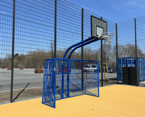 Schäper Bolzpplatztor und Basketballständer "unbreakable" blau