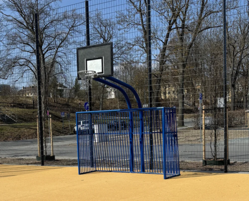 Schäper Bolzpplatztor und Basketballständer "unbreakable" blau Schäper Bolzpplatztor und Basketballständer "unbreakable" blau