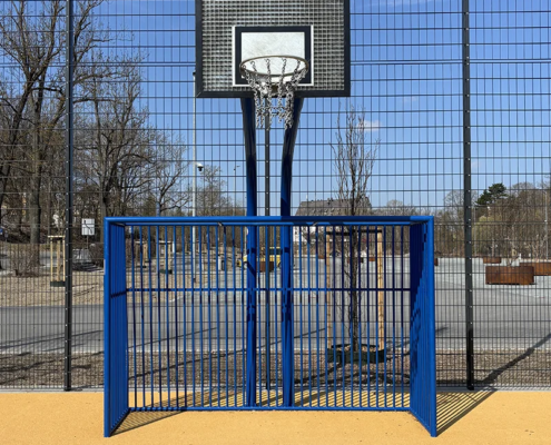 Schäper Bolzpplatztor und Basketballständer "unbreakable" blau Schäper Bolzpplatztor und Basketballständer "unbreakable" blau