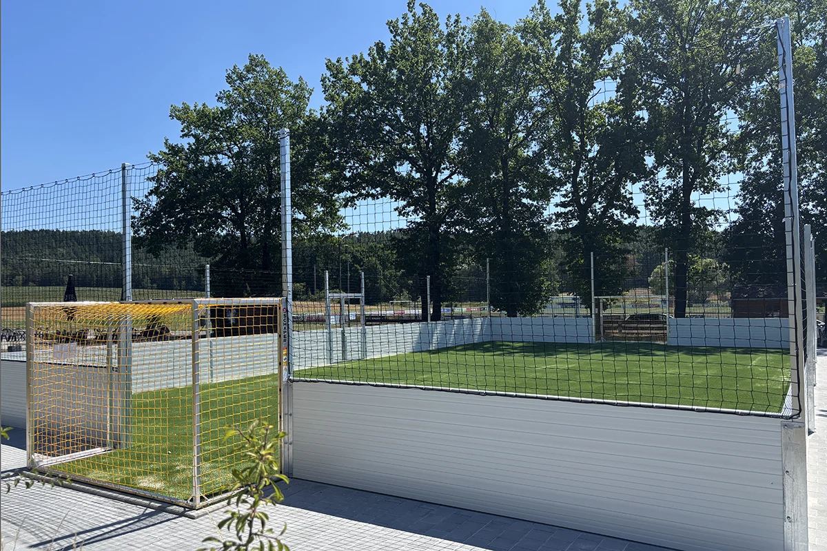 Soccer Court Comfort Line Stahl