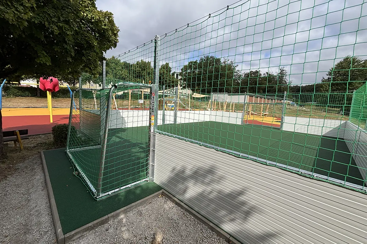 Soccer Court Comfort Line Stahl Soccer Court Comfort Line Stahl