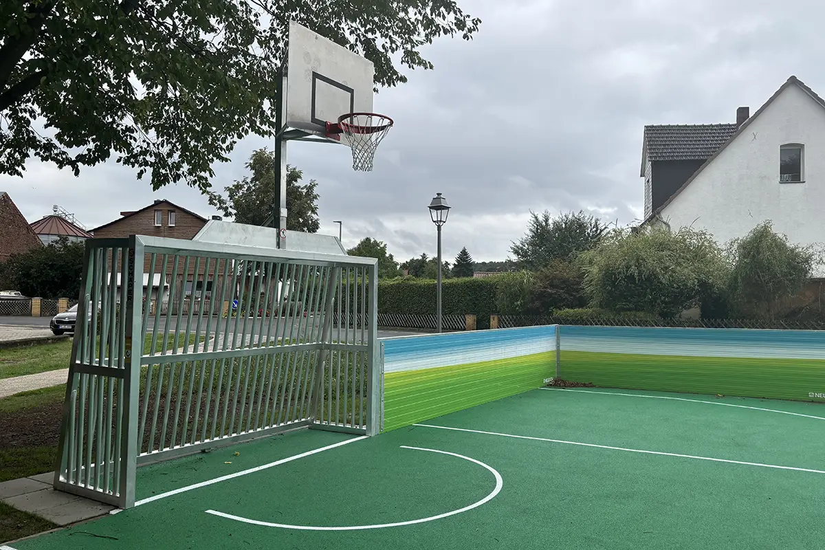 SCHÄPER SoccerCourt Comfortline-Stahl, Neuental- Zimmersrode
