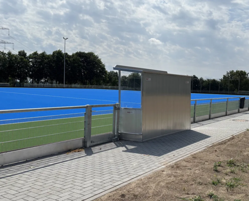 Spielerkabine / Betreuerkabine, gerade Dachform Spielerkabine / Betreuerkabine, gerade Dachform