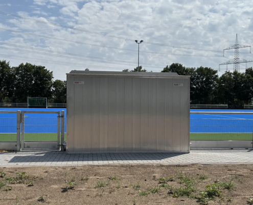 Spielerkabine / Betreuerkabine, gerade Dachform Spielerkabine / Betreuerkabine, gerade Dachform